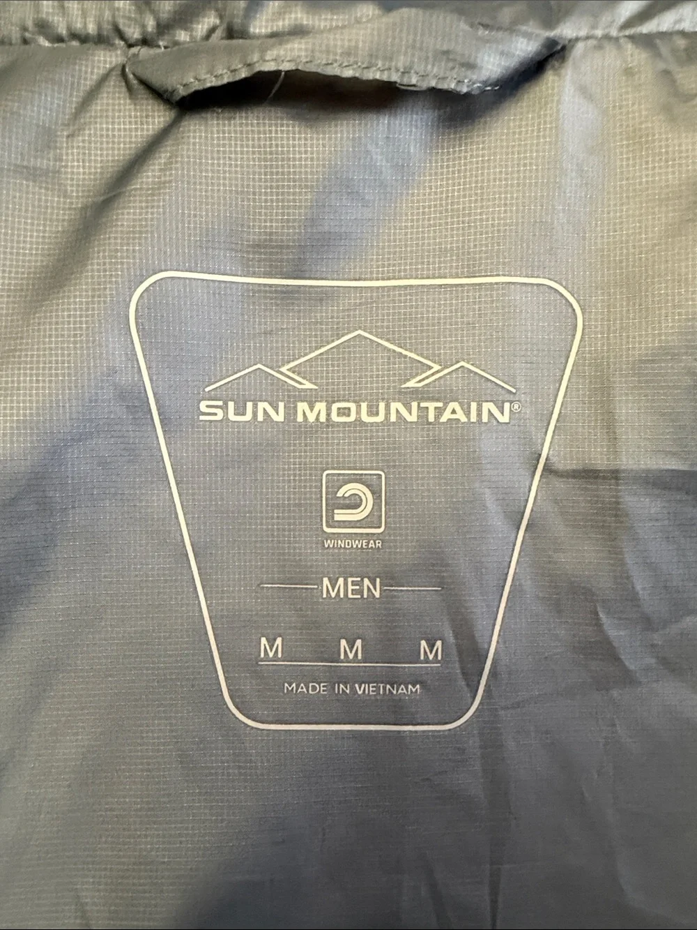 Sun Mountain like new